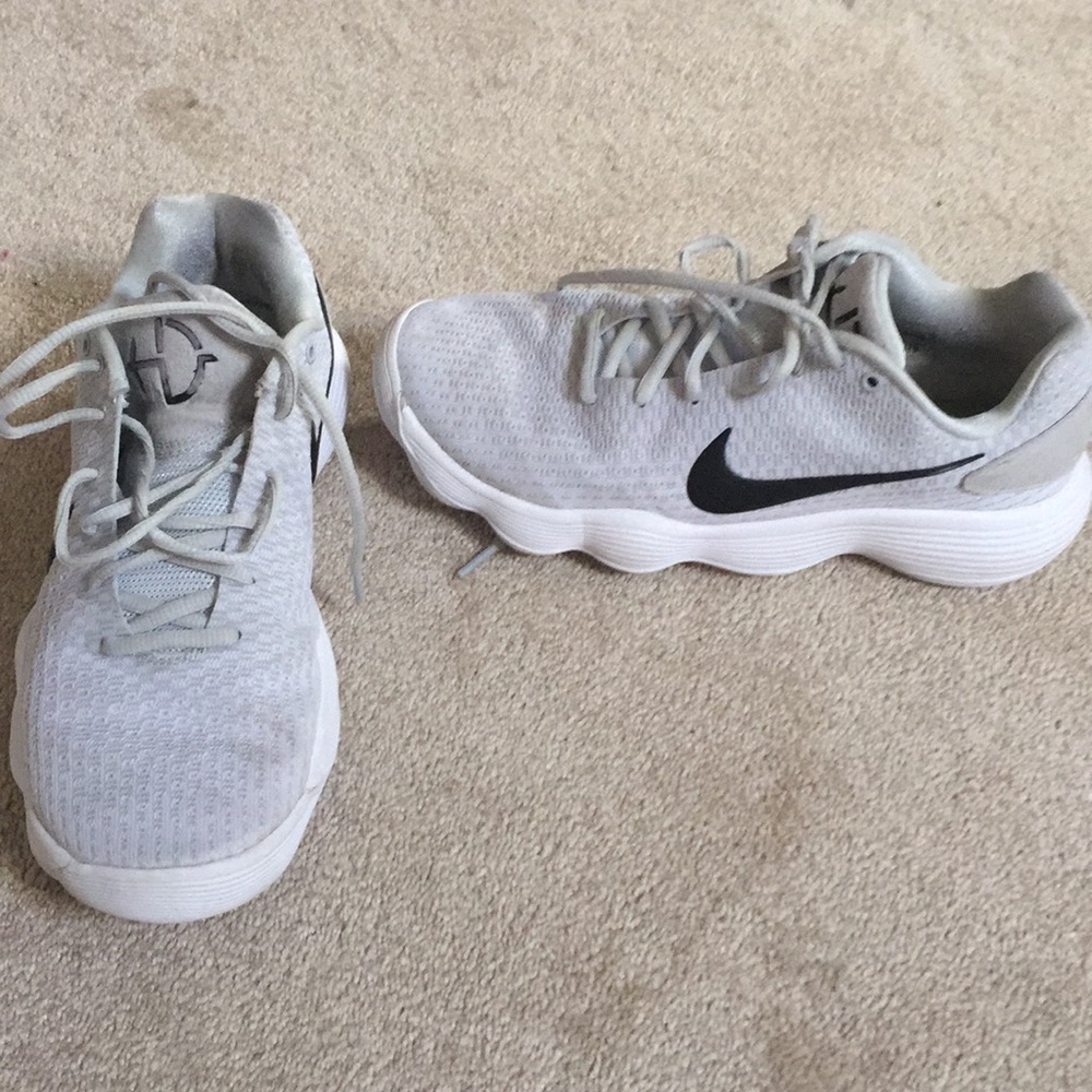 Nike men’s/women’s hyper dunk basketball shoes